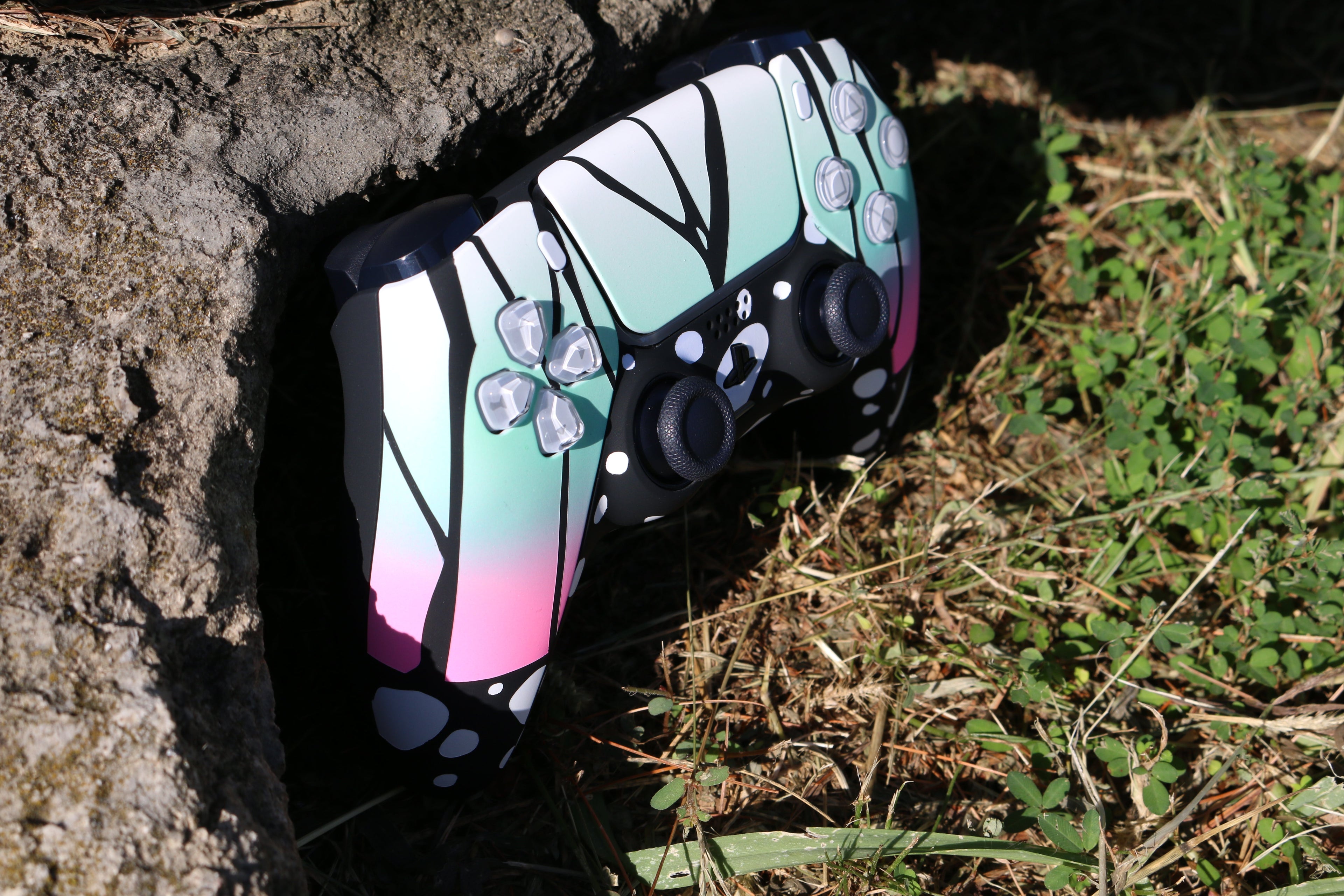 Demon Slayer Shinobu - PS5 - Shell Only